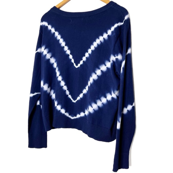 APT.9 Women’s Navy White Tie-Dye Swoop Crewneck Pullover Long Sleeve Sweater - Picture 11 of 16